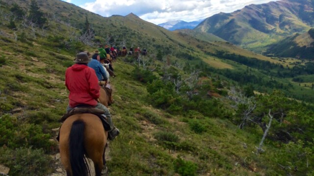 Looking into Horshoe Basin (day ride)
